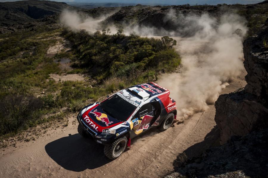  Peugeot 2008 DKR 2015 года  (фото 16 из 29)